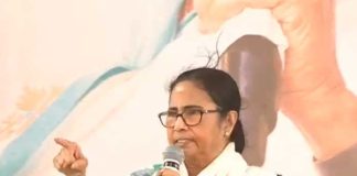 বিজেপি-সিপিএম চাকরিখেকো, তোপ মমতার BJP CPM CHAKRI KHEKO TOP MAMATA R