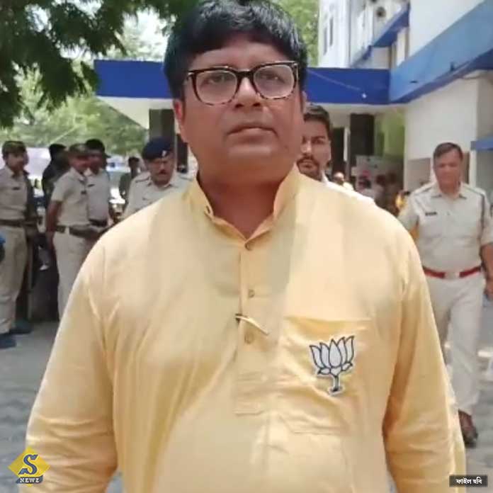 BJP leaders in court against cancellation of nominations