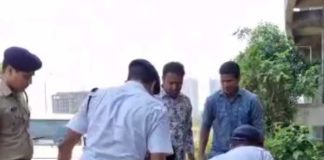 নিউটাউনে পরিত্যক্ত বহুতলের নিচে যুবকের দেহ Body of young man found under abandoned block of flats in Newtown