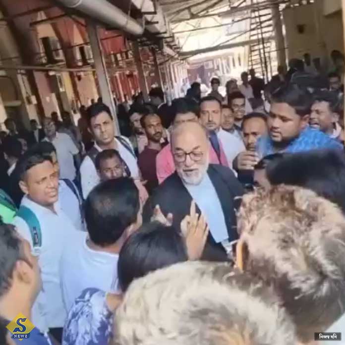 Job seekers protest around Vikas Ranjan