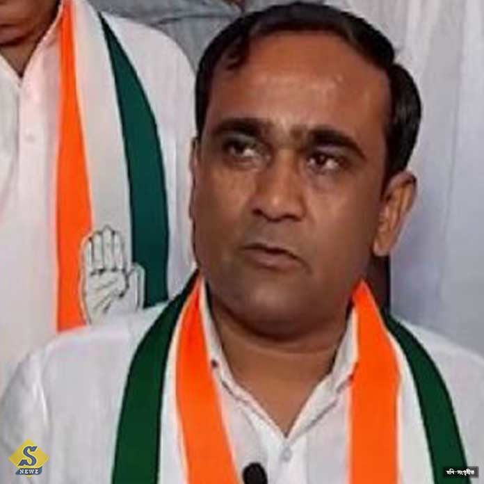 Nomination cancelled Congress candidate from Surat missing Nomination cancelled Congress candidate from Surat missing
