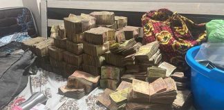 ভোপালে ব্যবসায়ীর বাড়িতে বিপুল টাকা উদ্ধার A huge amount of money was recovered from the businessmans house in Bhopal