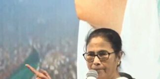 এবার পগারপার হবে বিজেপি ঃ মমতা EBAR POGAR PAR HOBE BJP MAMATA 1