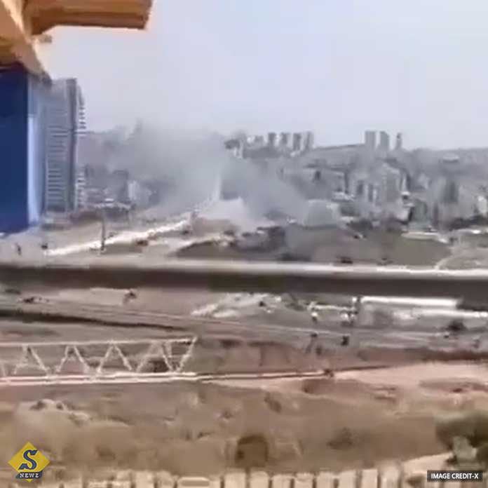 Hamas missiles in Israel war sirens in Tel Aviv