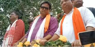 শান্তনু ঠাকুরের র্যালিতে হামলার অভিযোগ, তৃণমূল-বিজেপি হাতাহাতি SHANTANU THAKUR PRACHAR A HAMLA R AVIJOG