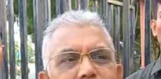 আত্মবিশ্বাসের সঙ্গে হারবে তৃণমূল, খোঁচা দিলীপের Trinamool will lose with confidence Dileeps push