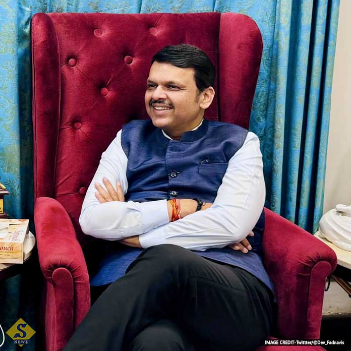 Fadnavis changes opinion on resignation Fadnavis changes opinion on resignation