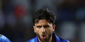 আফগানিস্তানের বিদায়েও ফারুকীর বিশ্বরেকর্ড Faruqis world record in Afghanistans departure
