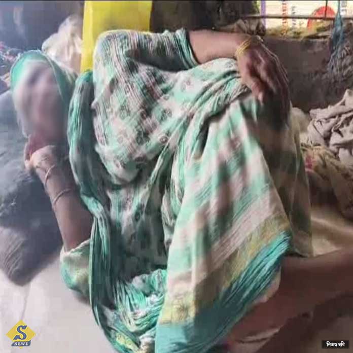 Hit mother of BJP agent with hammer Hit mother of BJP agent with hammer