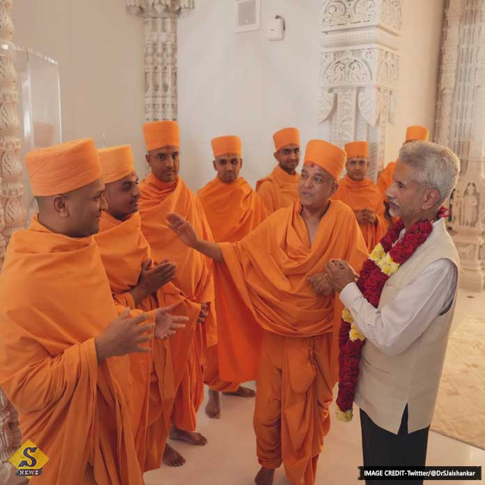 Jaishankar at the BAPS Temple in Abu Dhabi