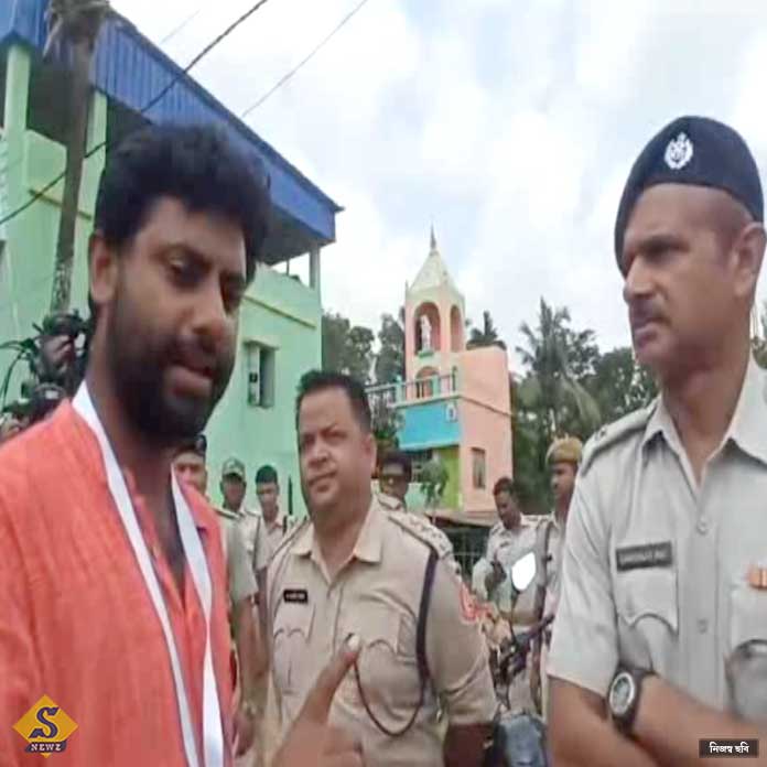 Protest slogans around creation in Baruipur