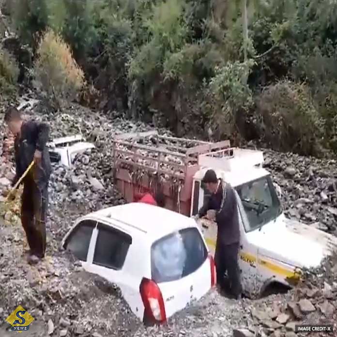 Shimla collapsed many cars were buried