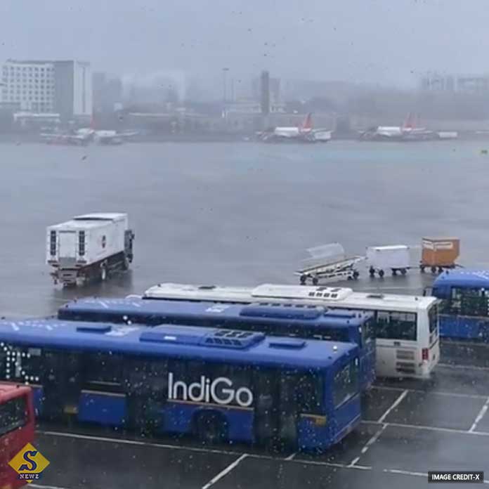 Air services halted in Mumbai due to rain