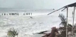 ভয়াবহ ভাঙনের মুখে গঙ্গাসাগরের কপিলমুনির আশ্রম Collapsed path Kapilmuni temple in crisis