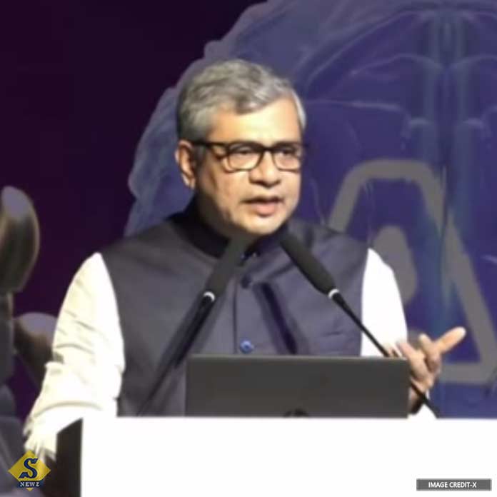 Govt feels risk from AI Vaishnav