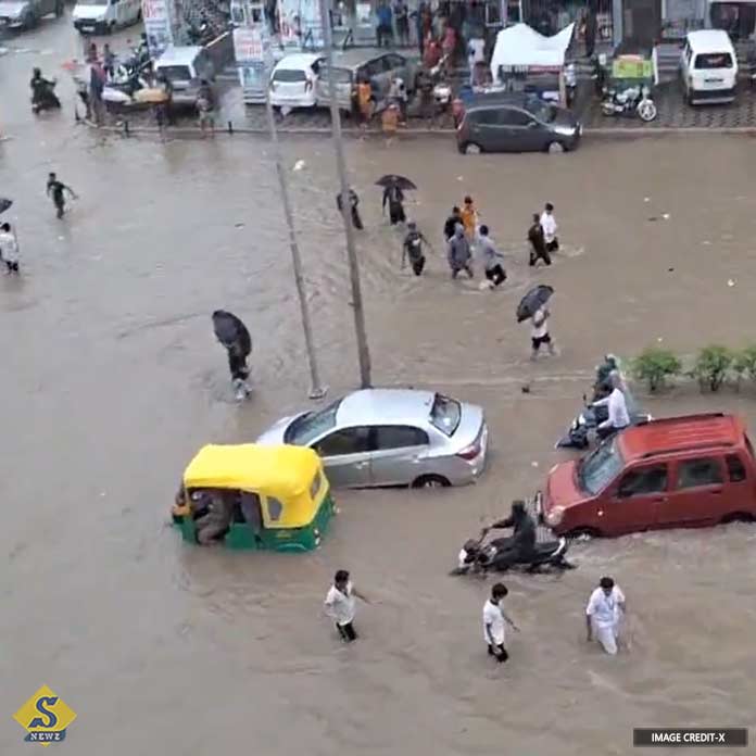 Gujarat hit by continuous rain 12 dead