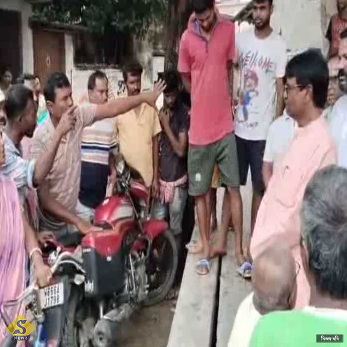 JOL JOMA PORISTHITI DEKHTE GIYE KHOVER MUKHE SANGSOD KHAGEN JOL JOMA PORISTHITI DEKHTE GIYE KHOVER MUKHE SANGSOD KHAGEN