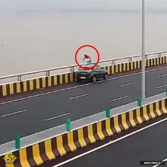 Jump Engineer from Atal Setu in Mumbai