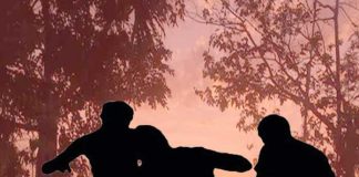 চুরির অভিযোগে শাসনে মহিলাকে গণপিটুনি, মল্লারপুরে যুবককে LYNCHING CHELEDHORA SANDEHE NABALIKA SAHO 2 JON K MAAR