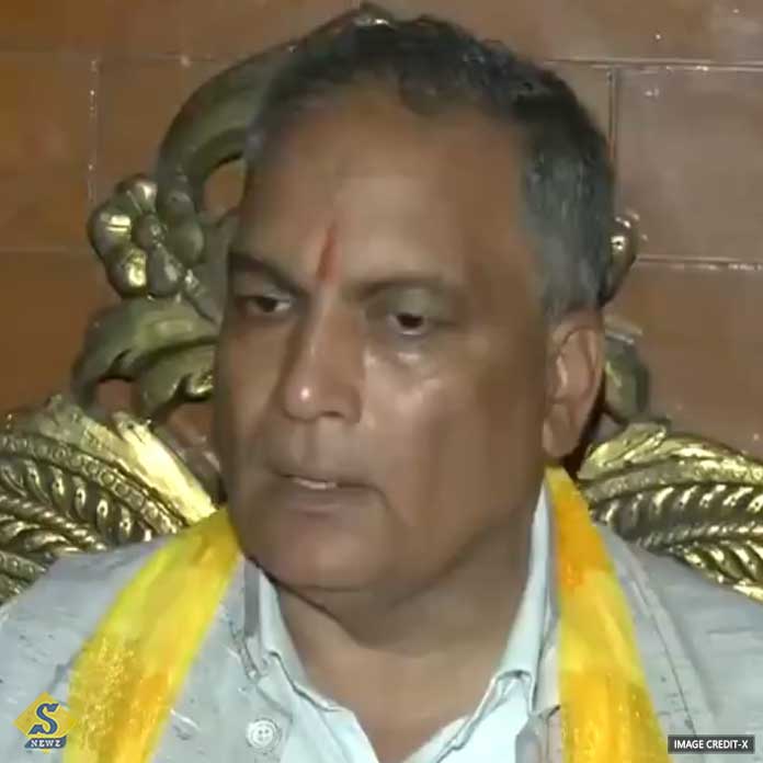 Miscreants sprinkled poison in Hathors Babas lawyer