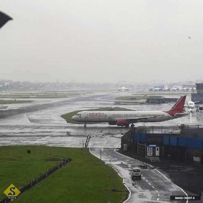 Mumbai Pune flight disrupted by rain