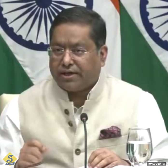 Not interfering outside the constitutional sphere Mamata the Foreign Ministry 1