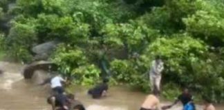 বিহারের রোহতাসে হড়পা বান ভাসালো পর্যটকদের Rohtas in Bihar Harpa Ban Vasalo tourists