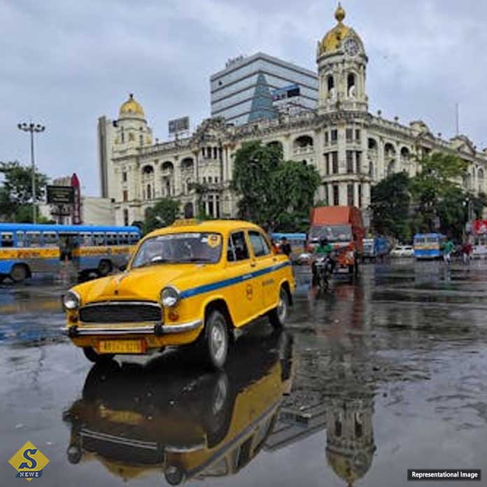 Scattered rain in Kolkata floats north