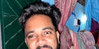 ভাটপাড়ায় টিএমসিপি নেতার পিস্তল হাতে ছবি ভাইরাল TMC CHATRA NETAR HATE OSTRO