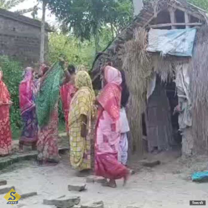 namkhanar maa shishur mrityu MAIGRANT WORKER namkhanar maa shishur mrityu MAIGRANT WORKER