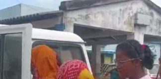 কুলতলির প্রতারকের বাড়ির খাটের নীচে সুড়ঙ্গ protarok er barite suranga