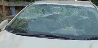 রাতে শহরে বেপরোয়া গাড়ির ধাক্কায় আহত ৩ পুলিশ , পথচারীও sohore garir dhakkay ahoto 3 pothochari
