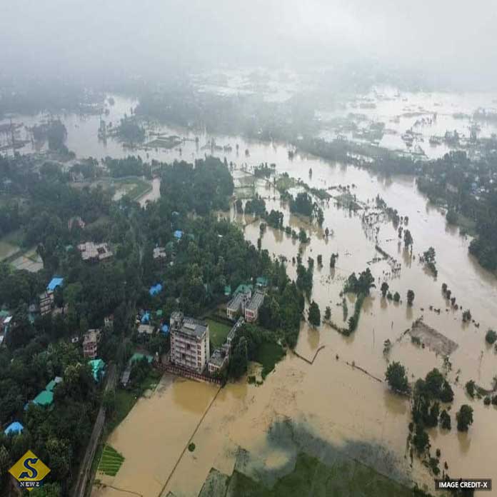 23 dead in Bangladesh flood 5.5 million affected 23 dead in Bangladesh flood 5.5 million affected