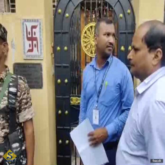 75 MIN OPEKKHAR POR SANDIP ER BARITE DHUKLEN 7 ADHIKARIK