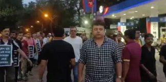 বিচারের দাবিতে পথে টেলি সিরিয়ালের অভিনেতা-অভিনেত্রীরা BICHARER DABITE TELEVISION ARTISTS