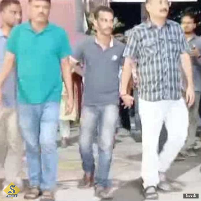CHIKITSAK KHUNE GREFTAR KOLKATA POLICE ER CIVIC VOLUNTEER