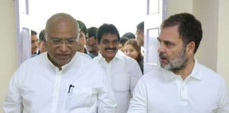 Congress protests demanding resignation of SEBI chief