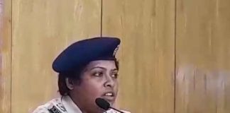 সেমিনার হল ঘিরে কারা ছিলেন স্পষ্ট করলেন ডিসি সেন্ট্রাল DC 1