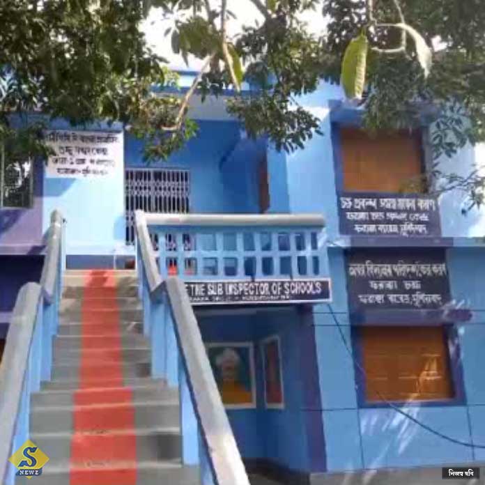 Head teacher accused of molesting female students Head teacher accused of molesting female students