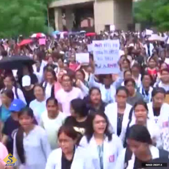 OPD protesters outside the Ministry of Health OPD protesters outside the Ministry of Health