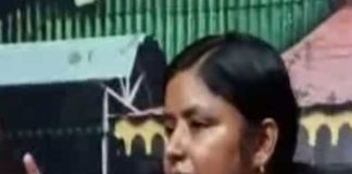 পতাকা কিনতেও পাওয়া যায়, জবাব মিনাক্ষীর POTAKA KINTE O PAOYA JAY JOWBAB MINAKKHI R