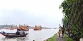 নদীর জল বৃদ্ধি, নামখানার একাধিক বাঁধ ভাঙল, আতঙ্ক River water rise Namkhana multiple dams broken panic