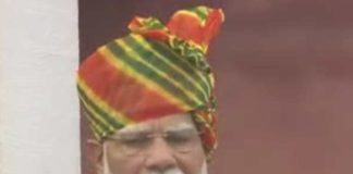 nari nirjaton niye modi