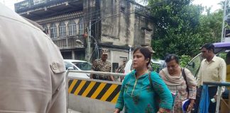 নির্যাতিতার বাড়িতে ফের সিবিআই, পথে প্রতিবাদে ডাক্তাররা nirjatitar bari te CBI