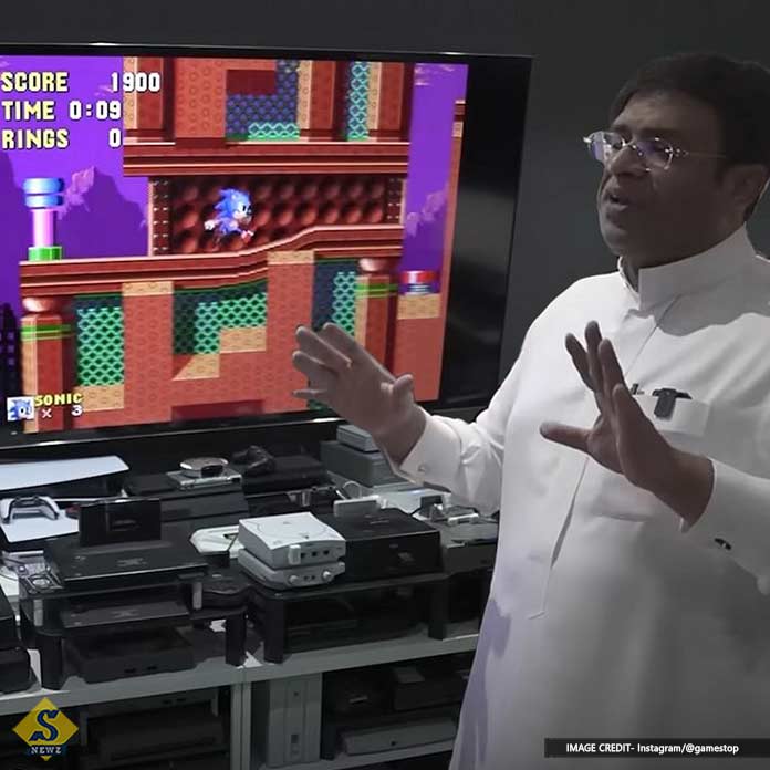 444 gaming consoles in one TV