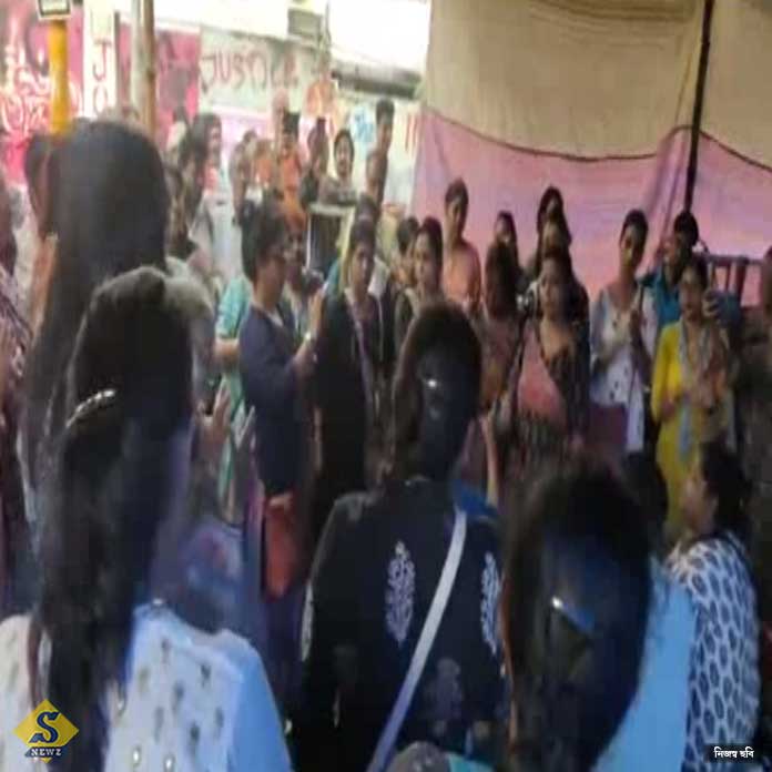 সপ্তমদিনেও অবস্থানে জুনিয়র চিকিৎসকরা