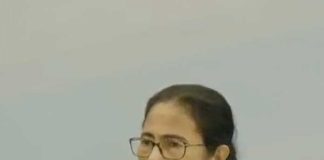 এবার তো উৎসবে ফিরুন, বার্তা মুখ্যমন্ত্রী