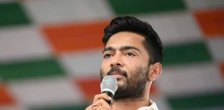 লড়াই জারি রেখে পরিষেবাও দিন : অভিষেক