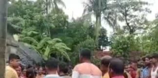 শ্লীলতাহানির অভিযোগে ব্যক্তিকে পিটিয়ে খুন, ধৃত ৩ Man beaten to death on charges of molestation arrested 3