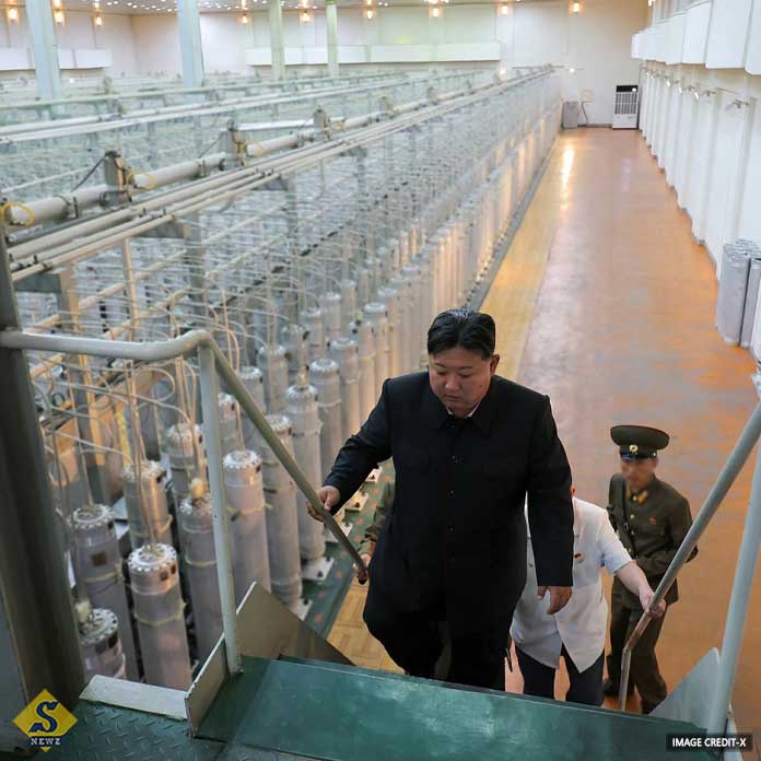 Photos-of-Kim's-nuclear-arsenal-released